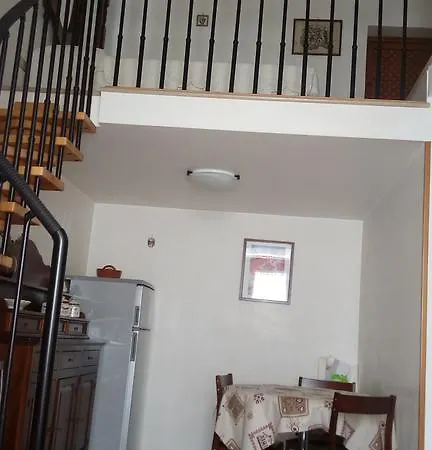 Charming Cozy Two Levels Studio *